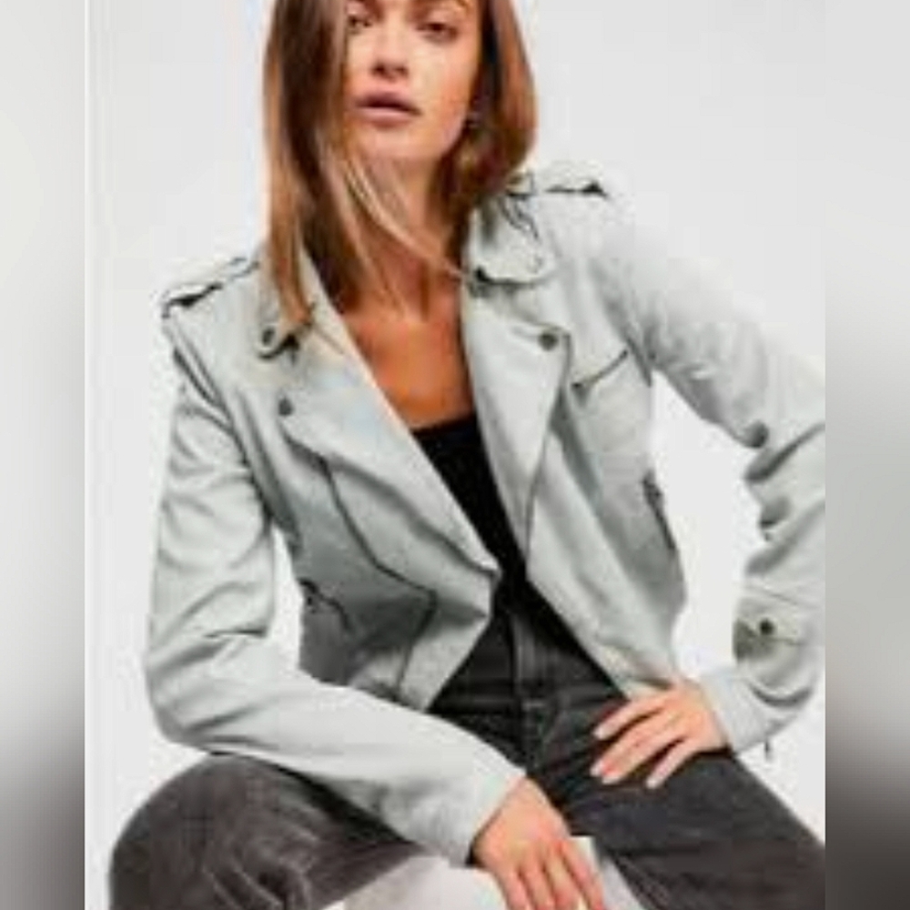 Jackett 100% leather Moto Style Size Small New With Tags